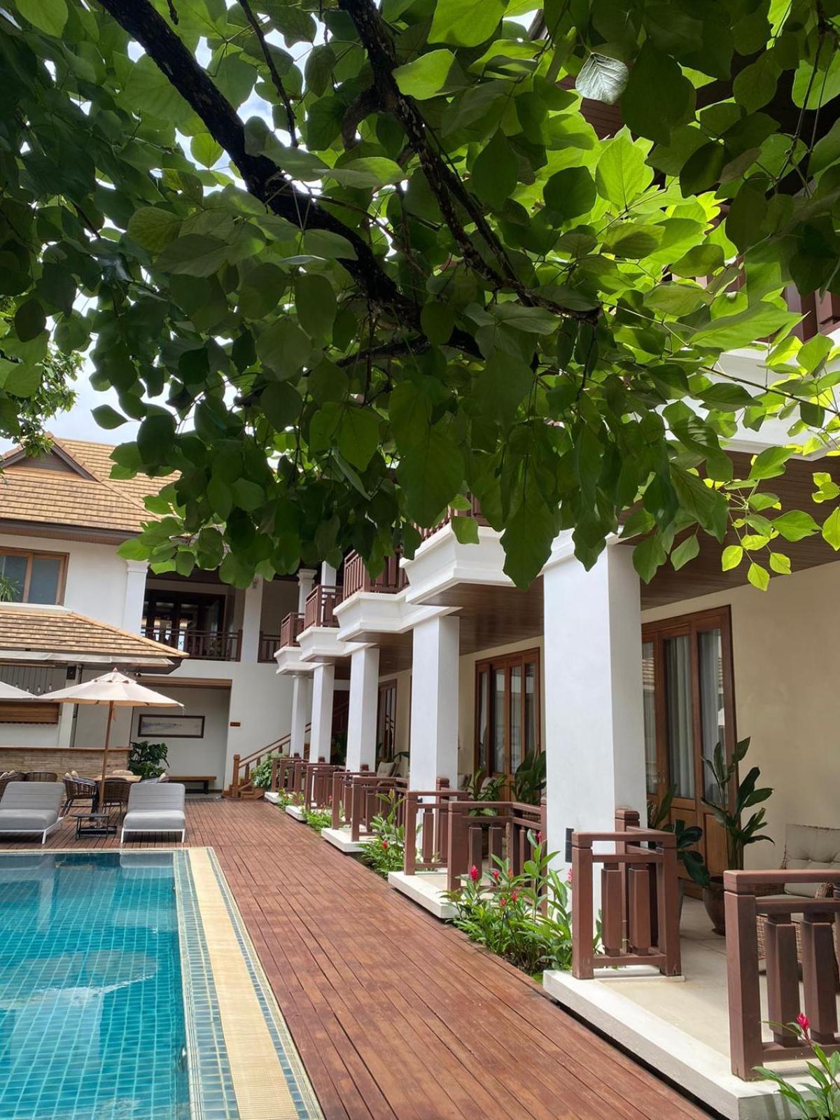 Athena Hotel Pakse Exteriér fotografie